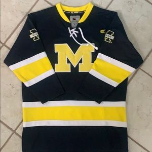 Youth University of Michigan hockey Jersey